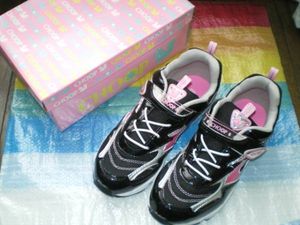 Choopスニーカー黒 ピンク 23 0cm 23cm 売買されたオークション情報 Yahooの商品情報をアーカイブ公開 オークファン Aucfan Com