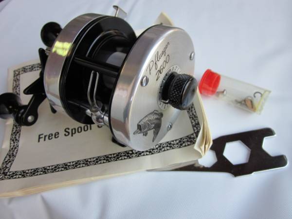 ◇未使用 Pflueger フルーガー 2600 /heddon abu道楽fenwick(ベイト 