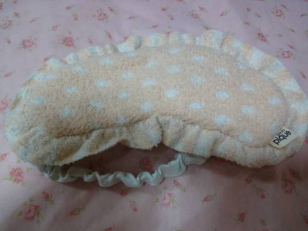 ジェラートピケ もこもこ可愛いピンクドット柄アイマスク ジェラートピケ 売買されたオークション情報 Yahooの商品情報をアーカイブ公開 オークファン Aucfan Com