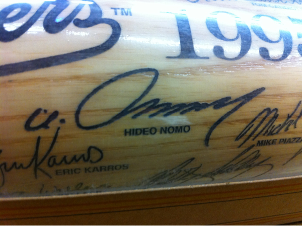 稀少】MLB 1995 ドジャース優勝記念サイン入りバット 野茂英雄(記念 