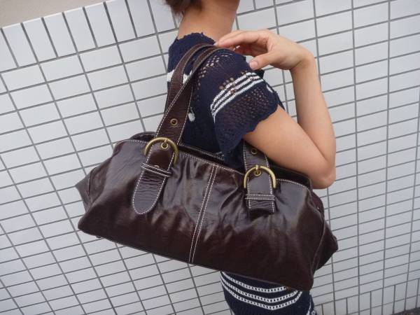 格安 Hushush ハッシュアッシュ ショルダーバッグ 女性用 売買されたオークション情報 Yahooの商品情報をアーカイブ公開 オークファン Aucfan Com