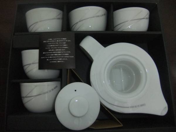 切手可☆コムサデモードの茶器セットノリタケ☆急須湯呑みカップ(5客 