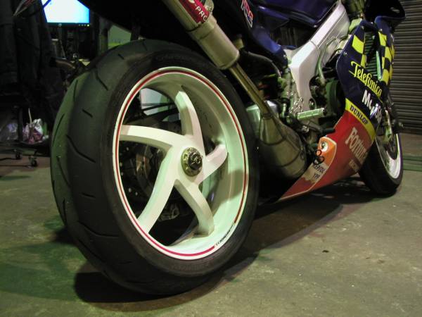 NSR250MC28 RVF400 VFR400 5.5Jホイール マルケジーニ(リア)|売買 NSR250MC28 RVF400 VFR400 5.5Jホイール マルケジーニ(リア)|売買