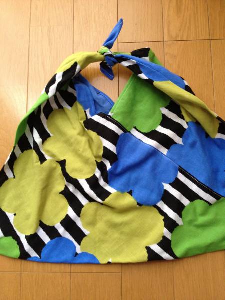 Sousou 風呂敷バッグ マリメッコ Idee シボネ 草間彌生 女性和服 着物 売買されたオークション情報 Yahooの商品情報をアーカイブ公開 オークファン Aucfan Com