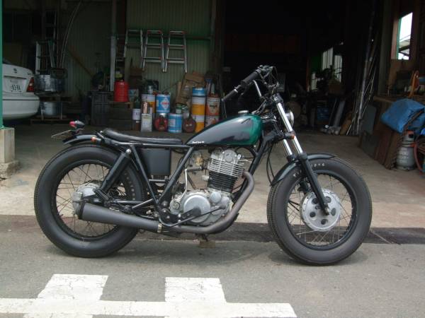 SR400 1JR ストリートトラッカーカスタム チョッパーボバー(251cc