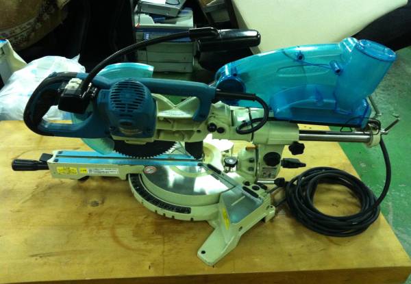 マキタ 190ミリ スライドマルノコ LS0716FL 丸ノコ レーザー付_2