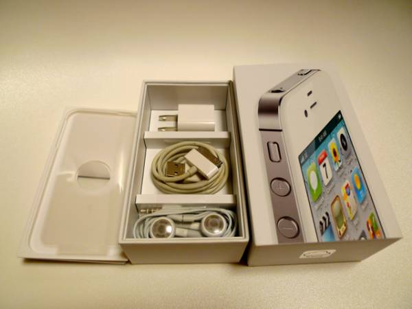 【USED】iPhone 4S 64GB 白 WHITE ソフトバンク_3