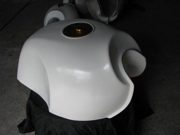 z1 z2 三和23L FRPビッグタンク エアロキャップ(カワサキ用 