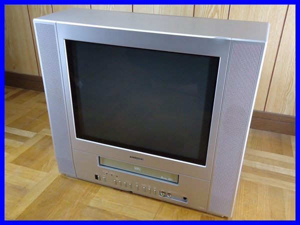 ◇テレビデオ◇東芝 15型フラットブラウン管 ゲームカラオケ◇(ビデオ 