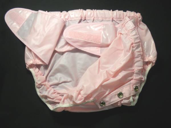 秘蔵品放出☆こころから可愛いと思えるビニールおむつカバー☆桃
