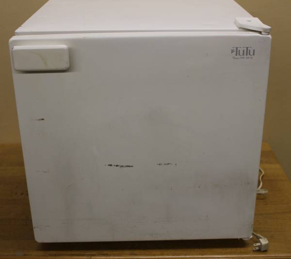 サンヨー小型冷蔵庫☆SR-5A(w）形☆中古(100リットル未満)｜売買