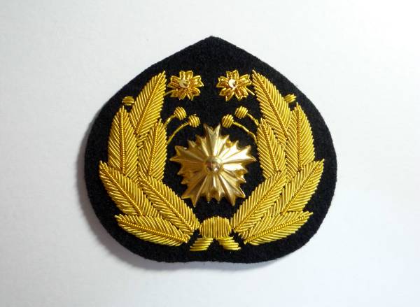 警察官用制帽前章☆現行男性制帽用帽章☆未使用希少品(警察グッズ