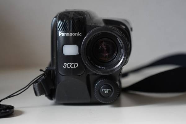 Panasonic NV-X100 S-VHS-C 3CCD ジャンク品 (ビデオカメラ)｜売買され