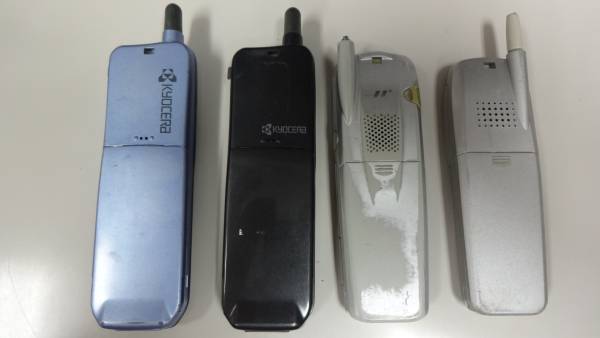 KYOCERA PS-702 とPanasonic KX-HS110 KX-PH933S ジャンク(PHS本体