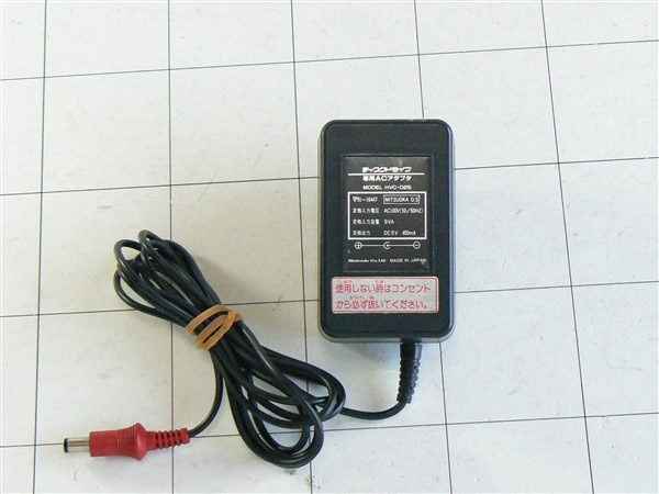 任天堂ファミコン ディスクドライブ専用ACアダプタ HVC-025(本体
