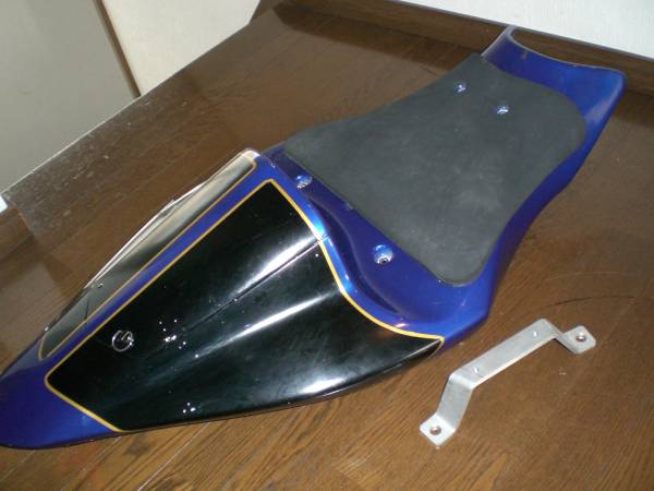 YZF-R1 04～06年型 5VY クレバーウルフ 耐久 シートカウル YEC(リア