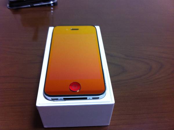 新品同様　iphone4 16GB　中古　脱獄可能　送料無料_1