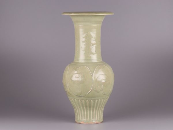 中国古玩 唐物 明代 龍泉窯 天龍寺青磁 陽刻文 特大 花瓶 高さ