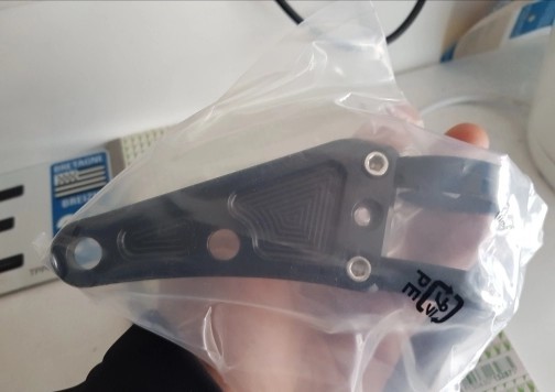 正規品，人気SALE 全国一律 送料2000円 ブラック ヘッドライトステー 30&Phi; 33&Phi; 35&Phi; 37&Phi; 38&Phi; 39&Phi; 41&Phi; 43&Phi; 45&Phi; 46&Phi; 48&Phi; 49&Phi; 50&Phi; 52&Phi; 54&Phi;(ヘッドライト)｜売買されたオークション情報、yaho ホンダ用