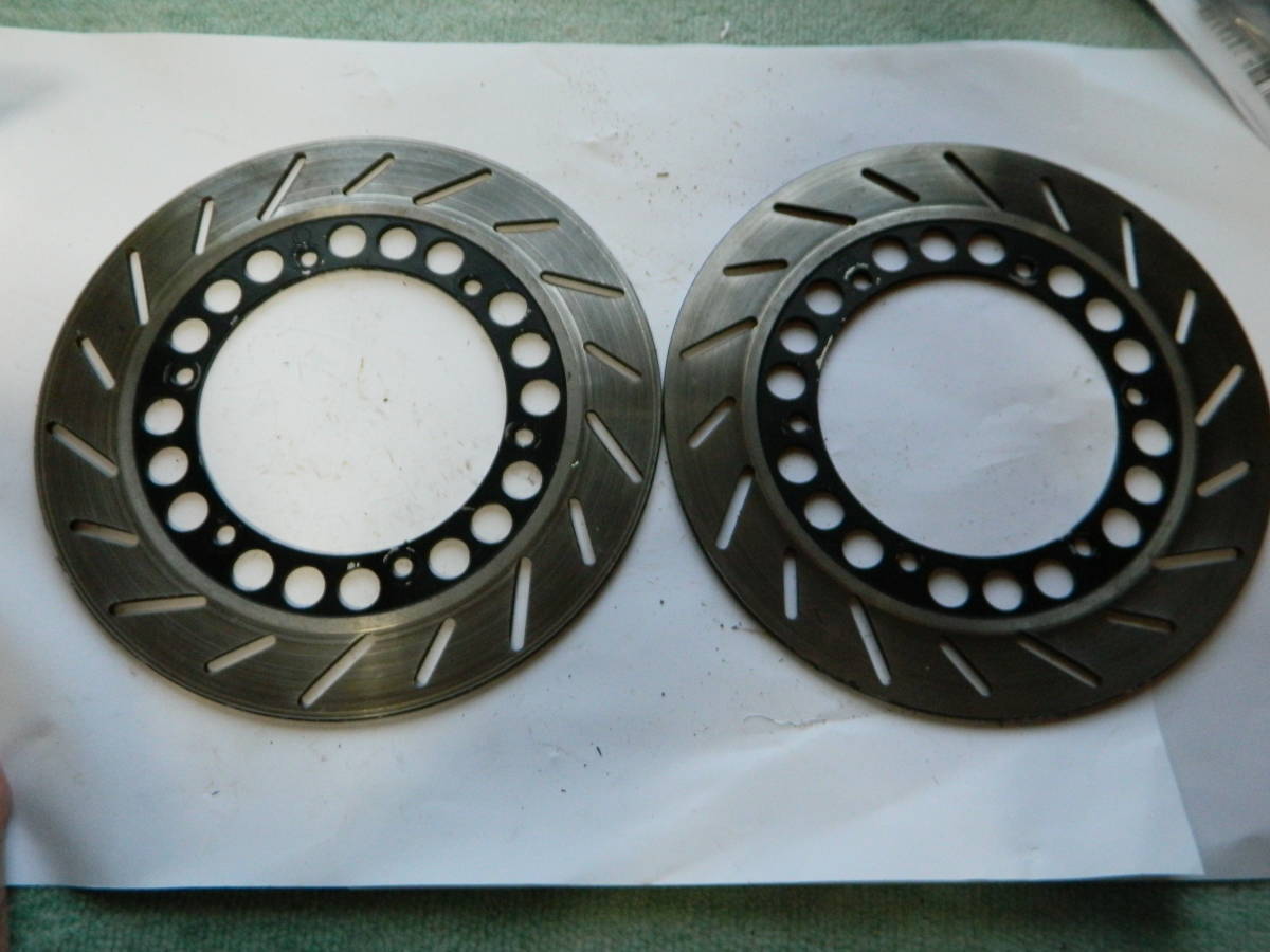 k725 FZ400R フロントブレーキディスク左右セット、外径266mm 3CD、46X
