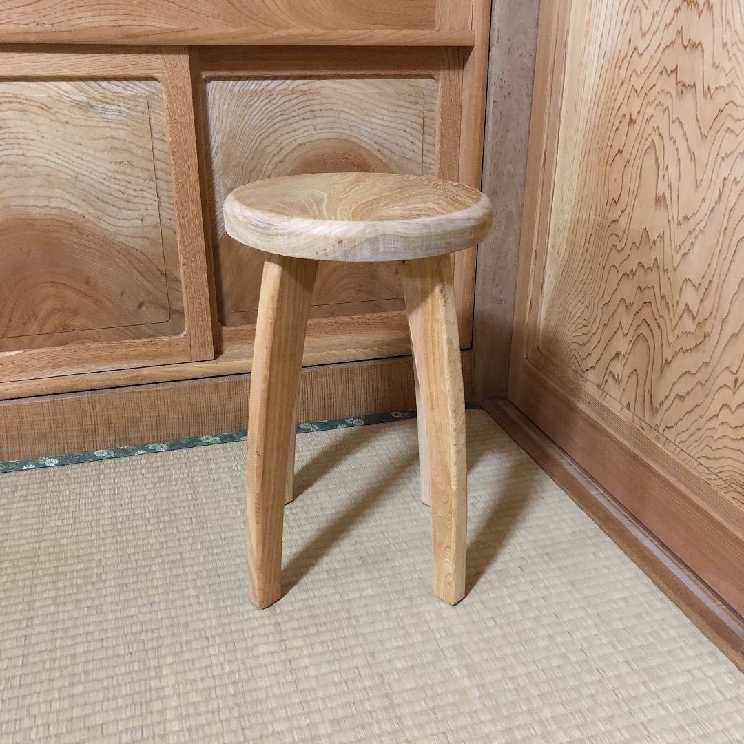 78 建具屋一筋55年のおじいちゃんの手作りスツール、イス☆けやき 建具