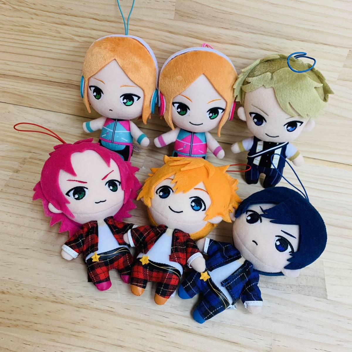 2V8886-5 まとめ売り あんさんぶるスターズ ぬい 明星スバル 衣更真緒 