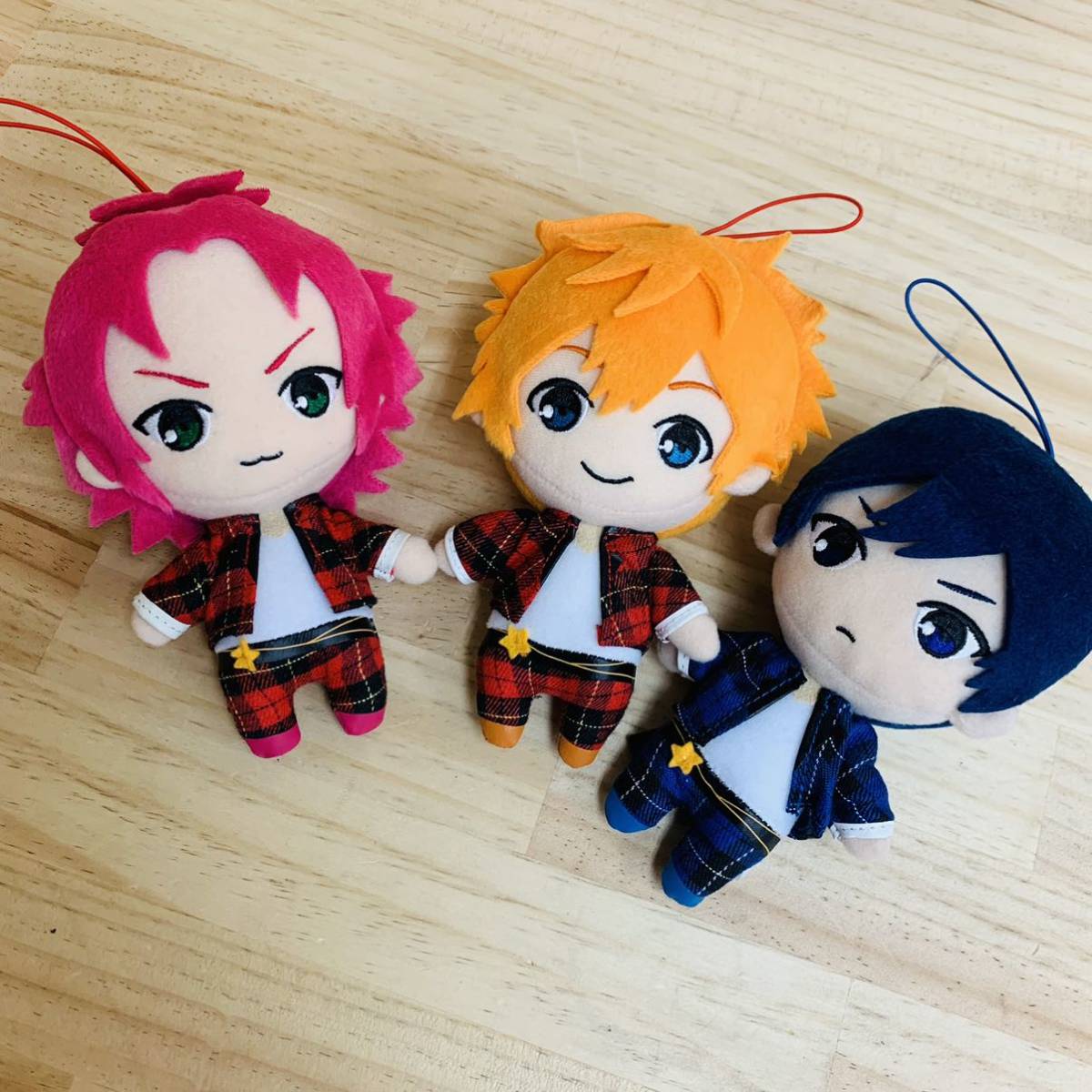 2V8886-5 まとめ売り あんさんぶるスターズ ぬい 明星スバル 衣更真緒 