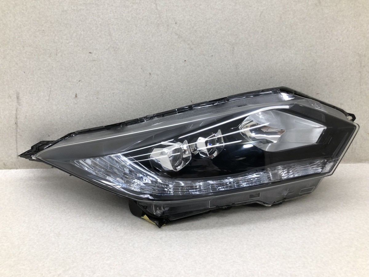 磨き済み ホンダ ヴェゼル RU1 RU3/RU4 LED 右 ヘッドライト KOITO 100 