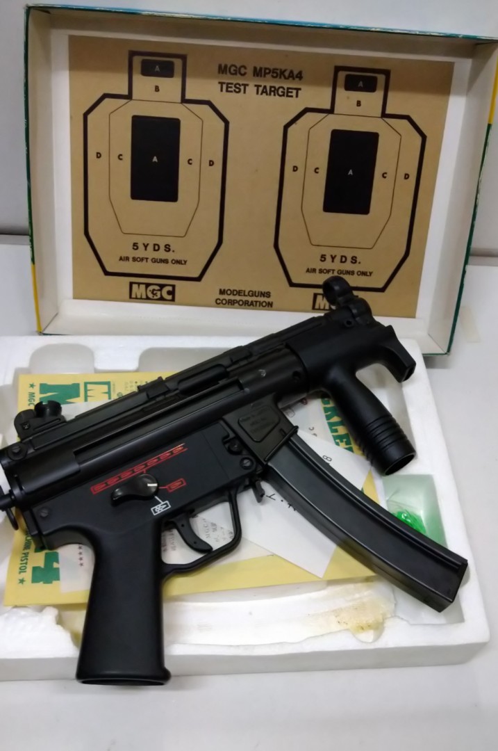 MGC H&K・MP5K A4 電動フルオート エアソフトガン 18歳以上 MGC H&amp