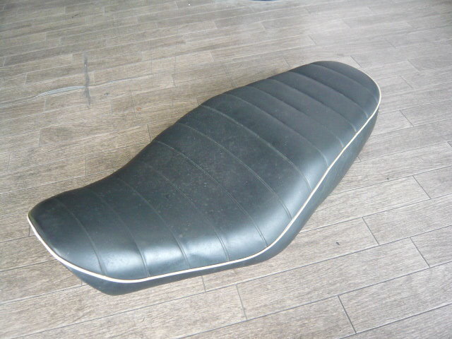 kawasaki W400外し 純正シート 2011年車外し 良品 Kawasaki W400＃108