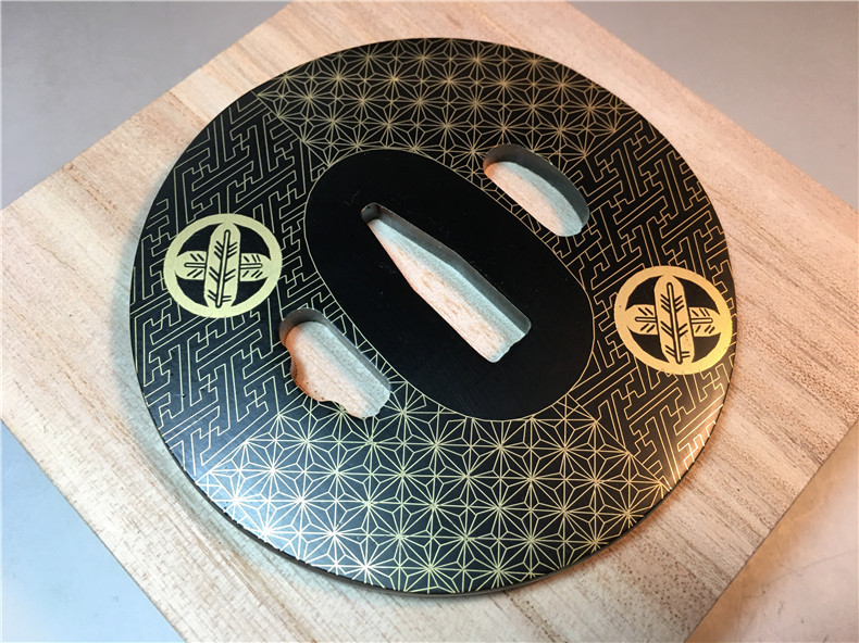 鍔 ・ハバキ・目貫 ・鉄製 共箱 ・銅製 ・ツバ・金象嵌・縁頭 ・ツバ