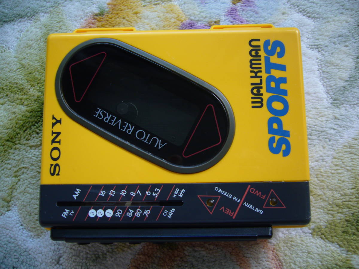 WM-F75 Sony Walkman Radio Sports Cassette Player SONY ▷ FM⁄AM