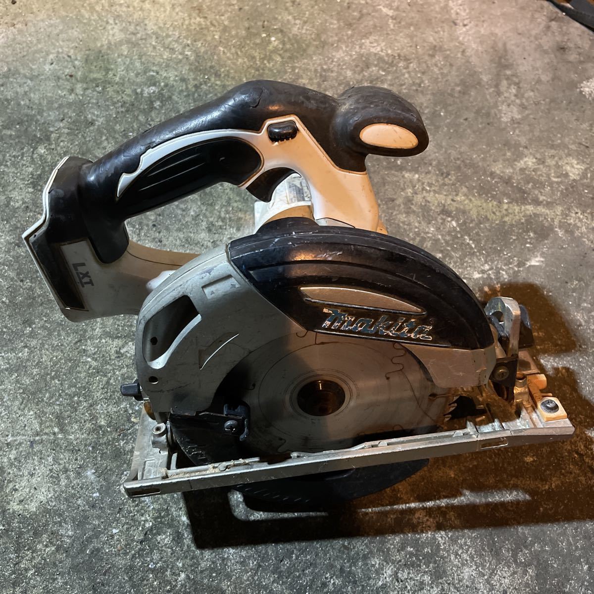 マキタ 充電式マルノコ HS630D 165mm makita 丸ノコ 中古 Yahoo 