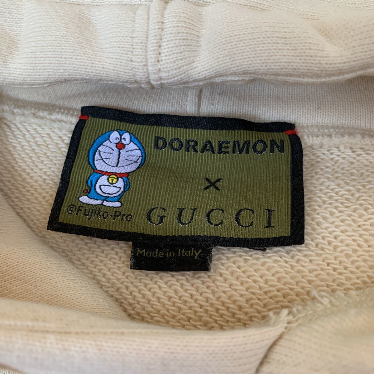 GUCCI ドラえもんコラボパーカー GUCCI パーカー ドラえもん Mサイズ