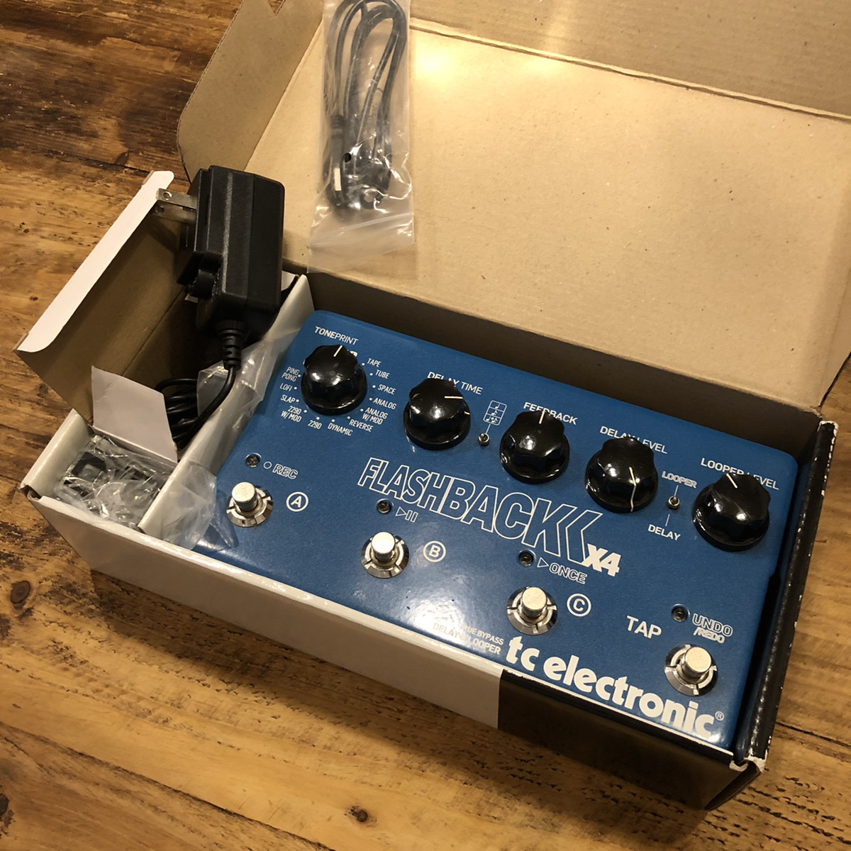 TC Electronic Flashback X4 Delay Looper Pedal - and | 0 &amp