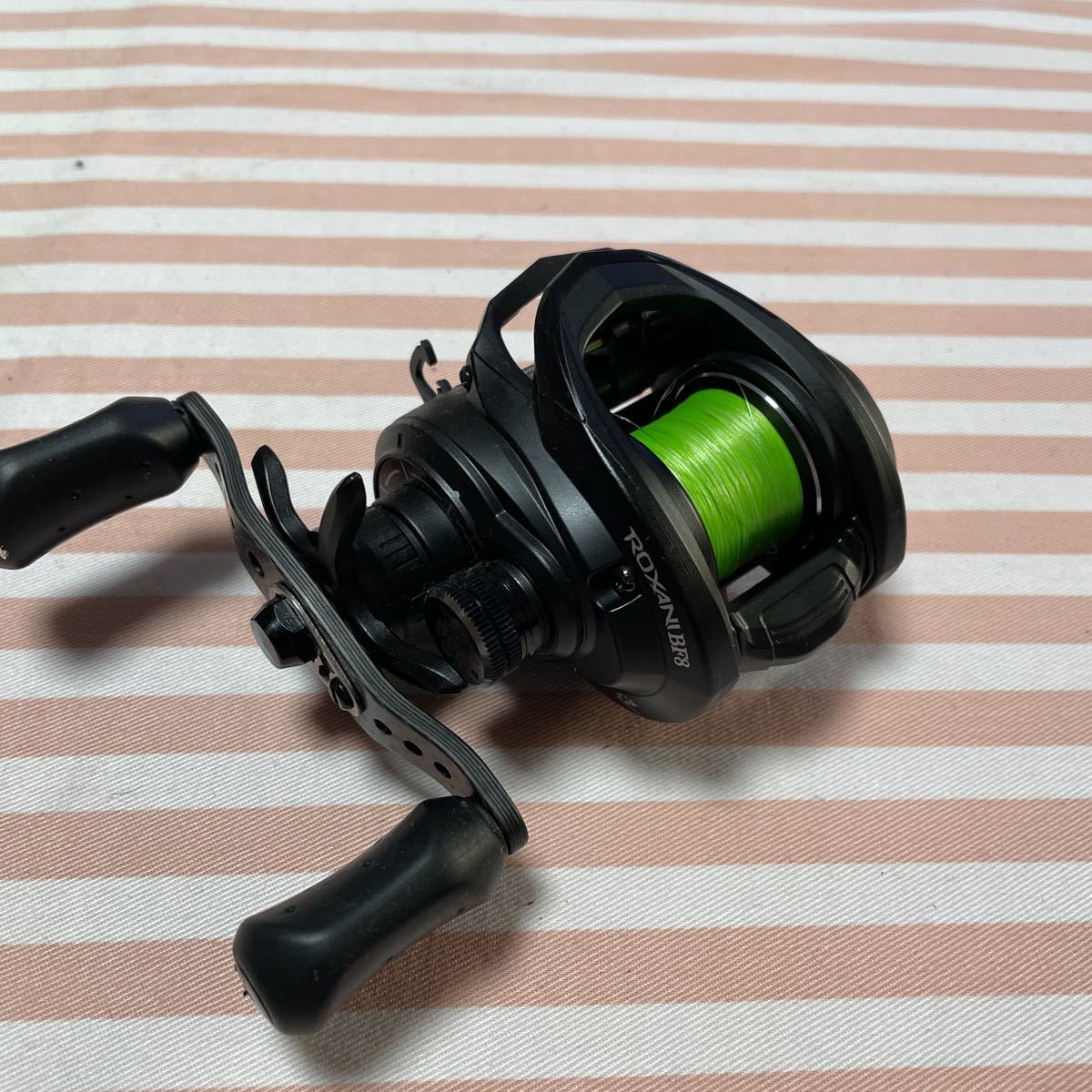 Abu Garcia ROXANI BF8-L ベイトリール 左ハンドル レフト