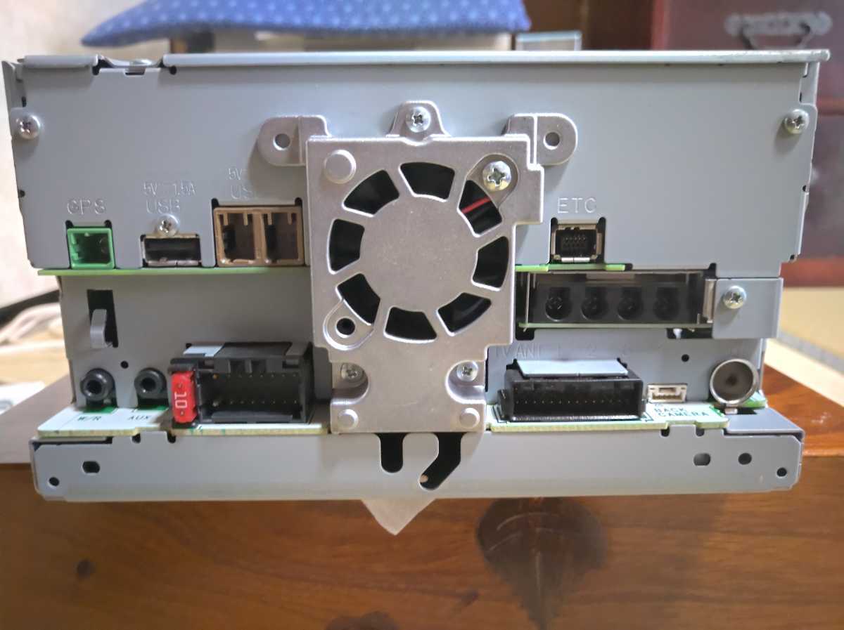 カロッツェリア サイバーナビ AVIC-CZ700II パイオニア_5