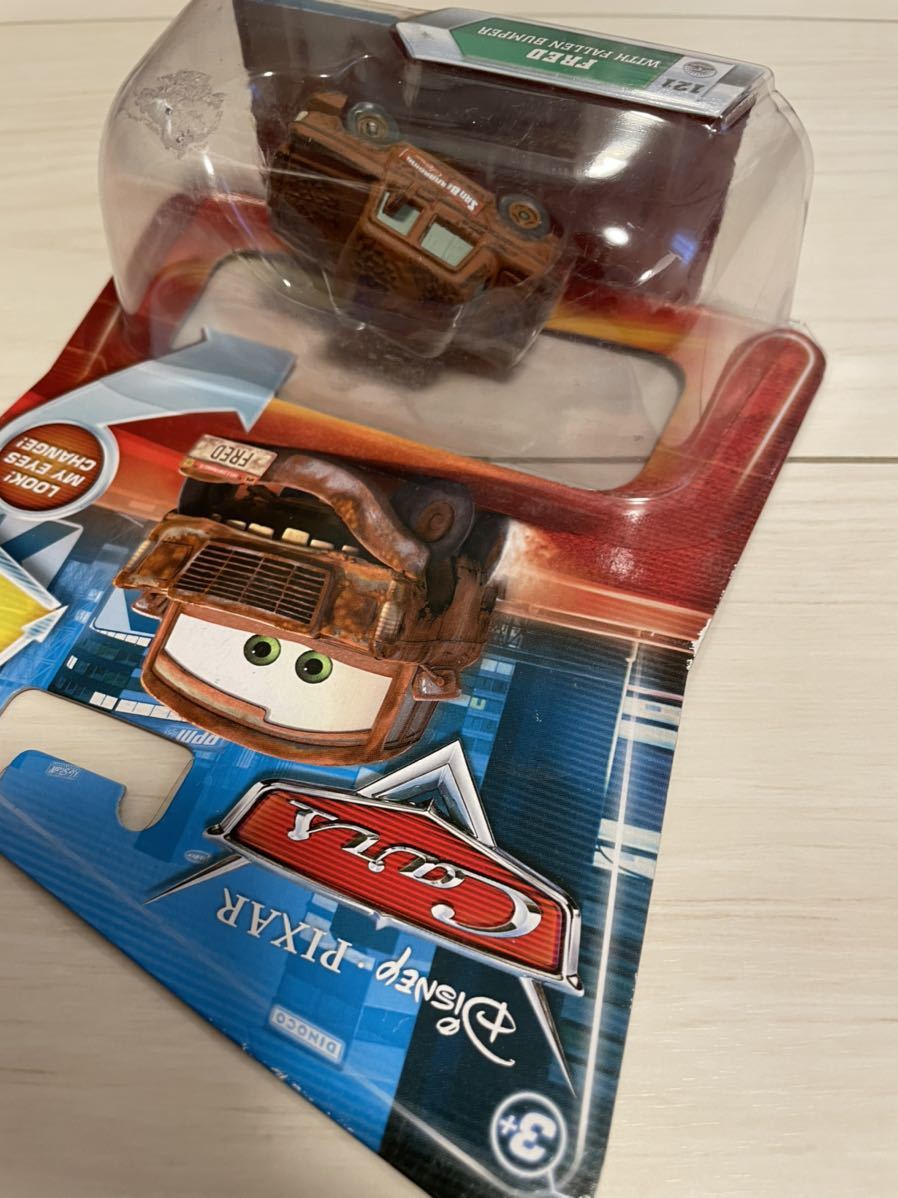 マテル カーズ キャラクターカー フレッド ミニカー Fred Mattel Cars ウィズ ファーレン バンパー Look My Eyes 目が動く チェイス カーズ 売買されたオークション情報 Yahooの商品情報をアーカイブ公開 オークファン Aucfan Com