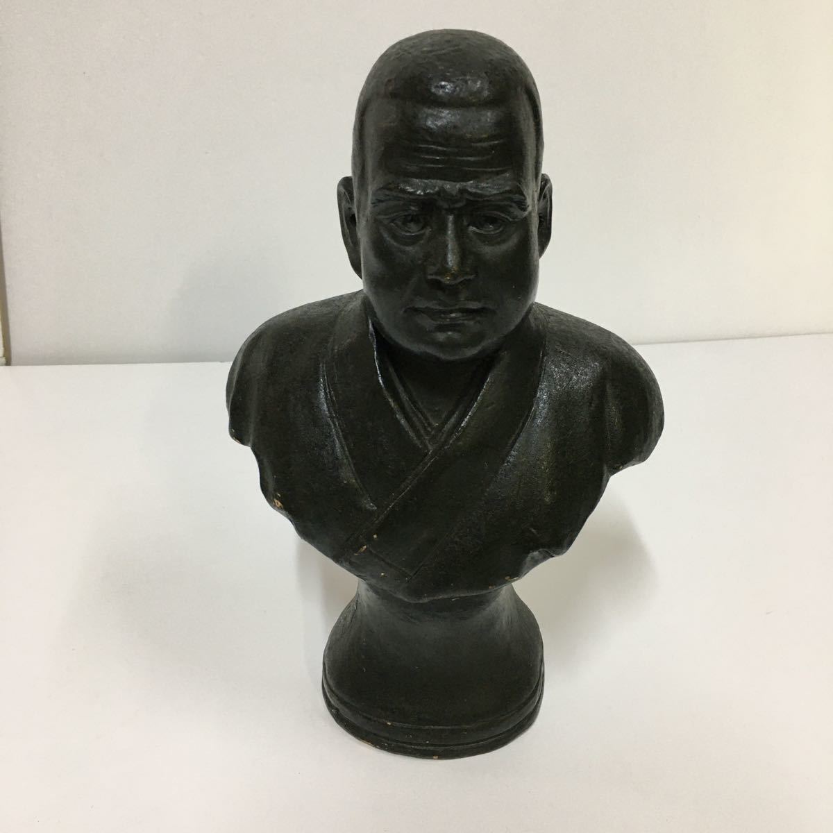 西郷隆盛の像 陶器 約28cm 骨董品 アンティーク インテリア小物 住まい