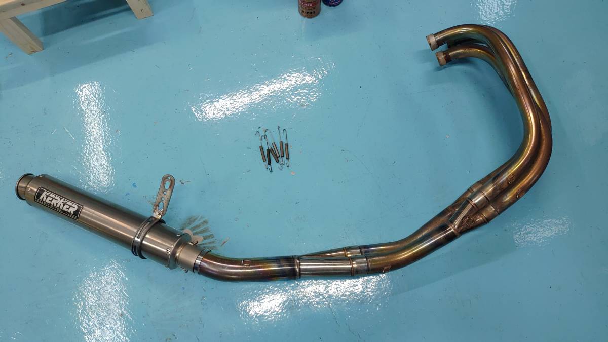 KER KERマフラー　4-2-1構造 ゼファー750 ZR-7 ベビーフェイス？ 4-2-1 KERKER ステンレス チタン