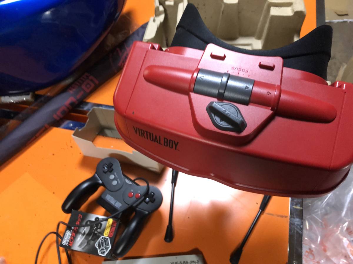 バーチャルボーイ VIRTUAL BOY VB 本体 任天堂 ソフト5本 本体 【公式