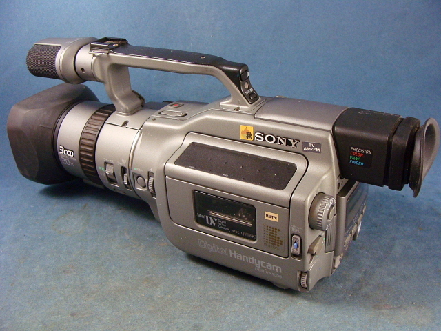 JVC Everio GZ-E765-T ビデオカメラ　動作確認済 　美品 JVC ビデオカメラ Everio GZ-E765-T |