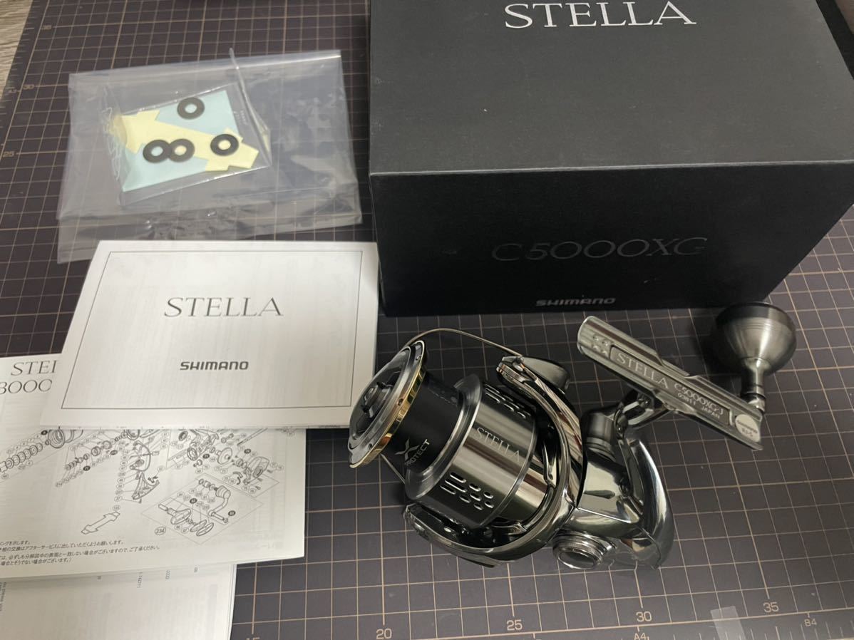 シマノ ステラ C5000XG 数回使用極美品 PE2号300m 箱&ガード付き 22ステラC5000XG-K 数回使用極美品 PE2号300m 箱と袋