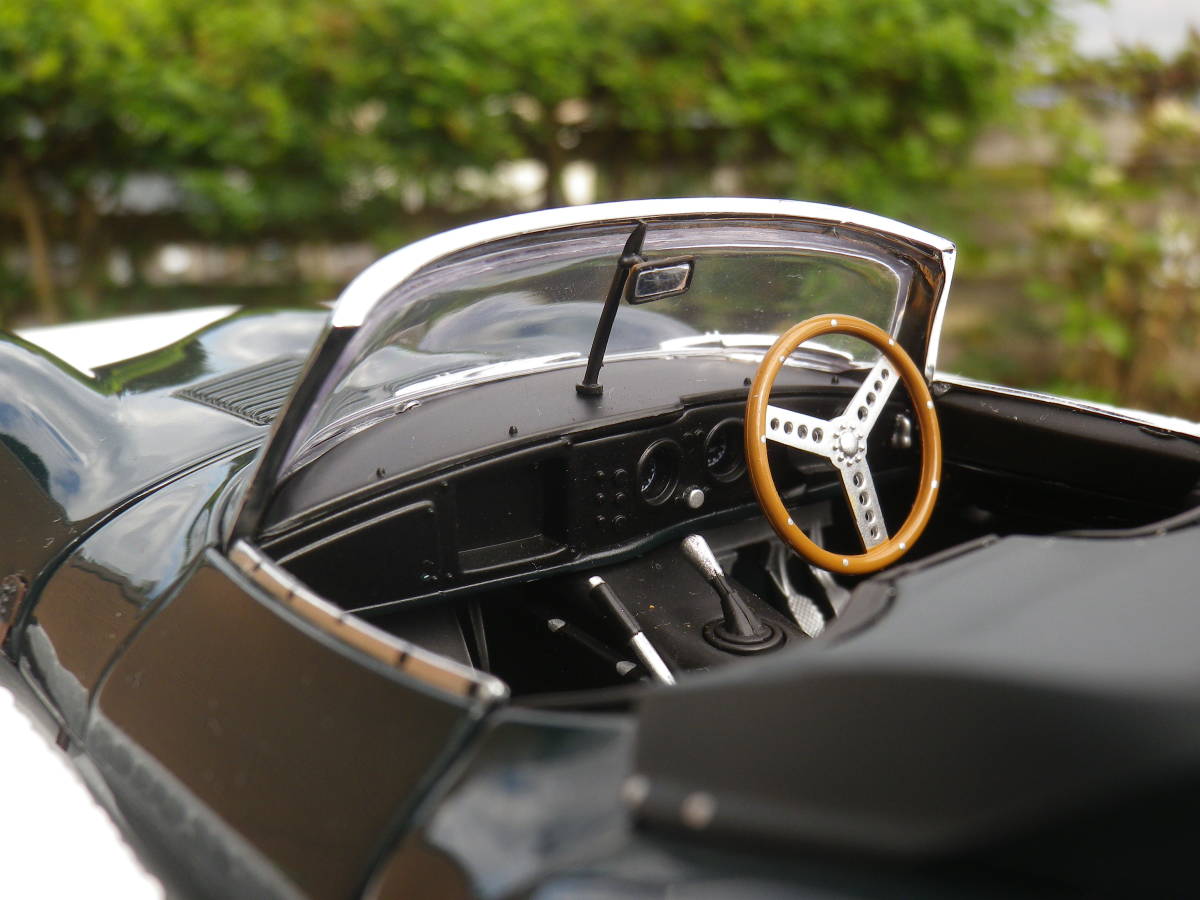 1/18 ジャガー XK SS 1956スティーブマックイーン AUTOart