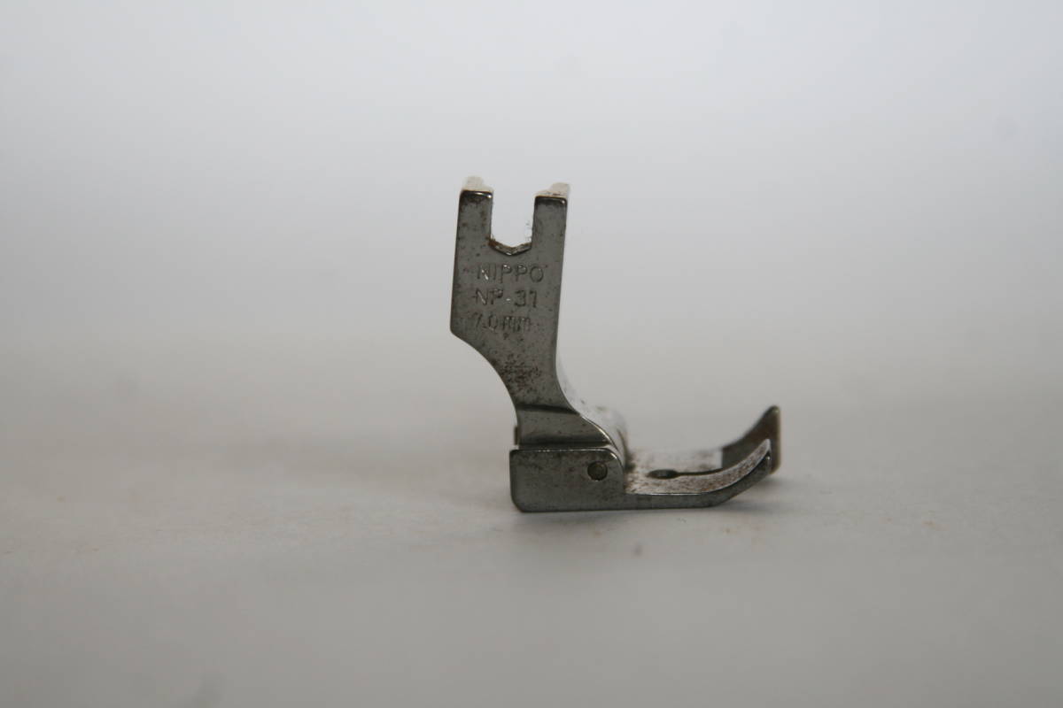工業用ミシン押え NIPPO NP-31 7.0㎜幅 右爪付き押え 95(その他)｜売買されたオークション情報、yahooの商品情報を ...