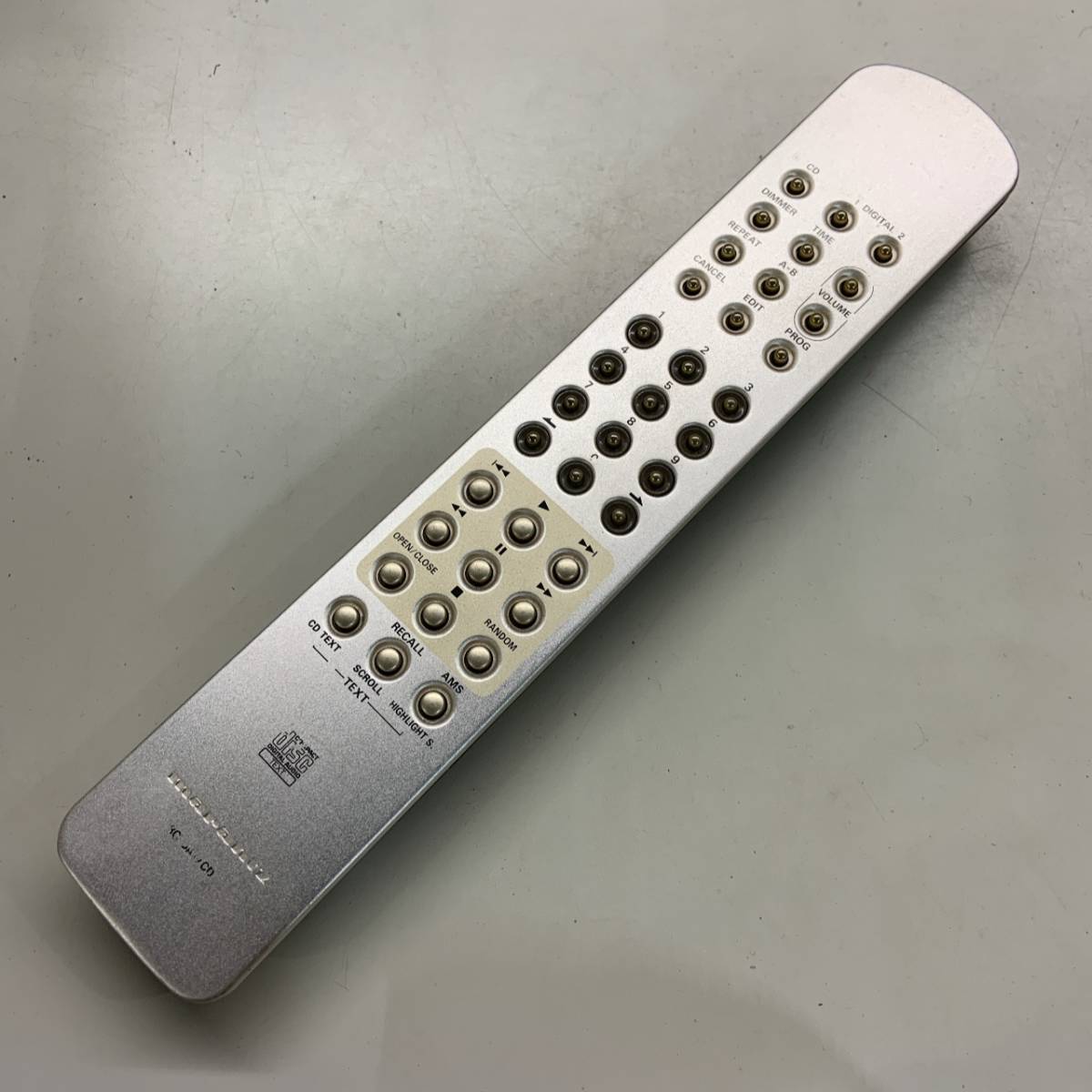 K-22-83 Marantz マランツ CD-17DAF CDプレーヤー用リモコン RC-DA17CD