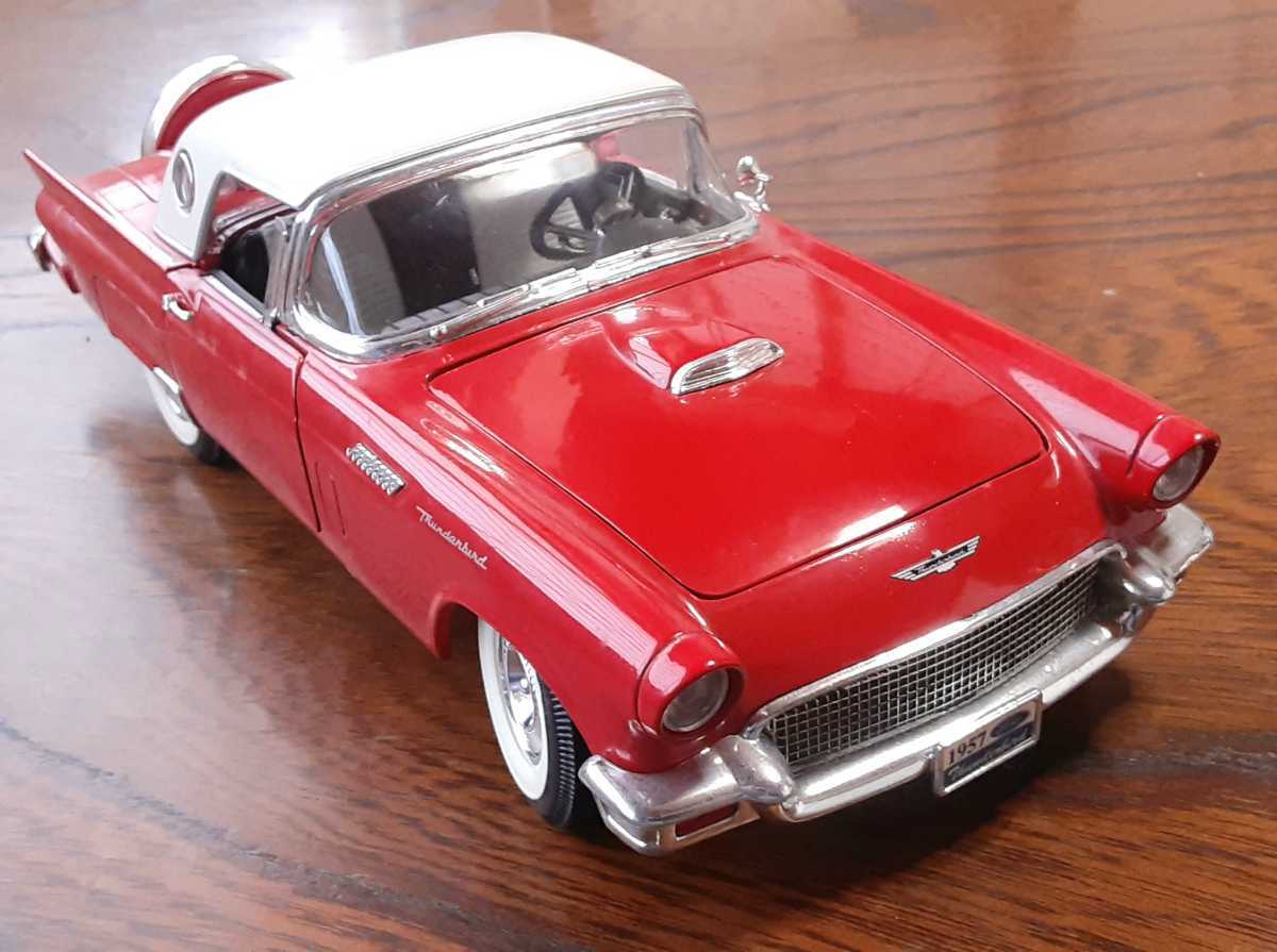 1957 Ford Thunderbird 1:18 ダイキャストモデル Yat Ming Road