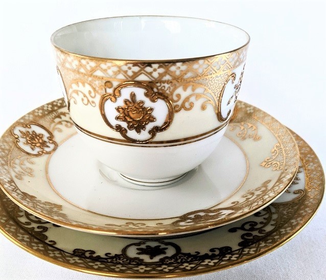 貴重な美品！ オールドノリタケ 金盛上花籠装飾 キャビネットトリオ