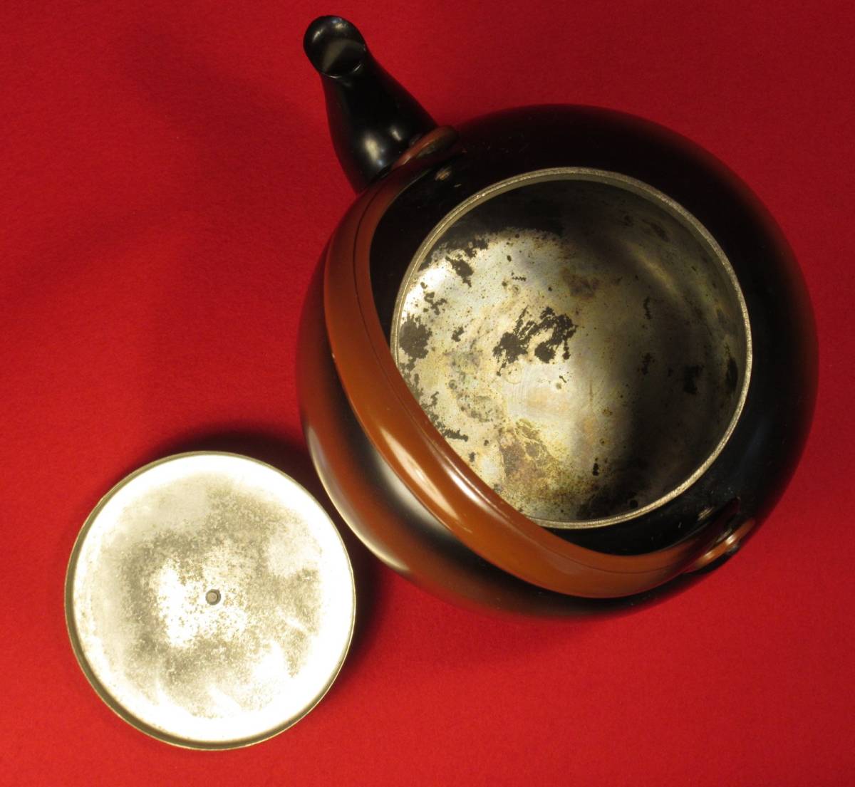茶道具『腰黒薬缶』表千家用 水次薬缶 水注 利休形 蓋付 茶事 裏千家 茶道具『腰黒薬缶』表千家用 水次薬缶 水注 利休形 蓋付 茶事 裏千家