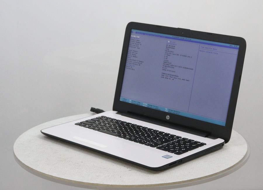 hp 15-ay006TU -　Core i5-6200U 2.30GHz 8GB 1000GB HDD■現状品